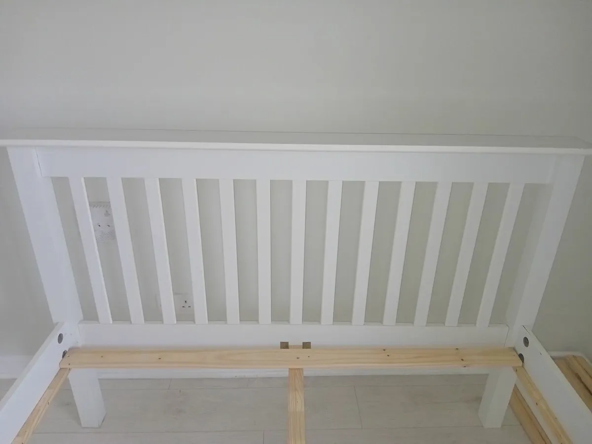 Bed - Image 2