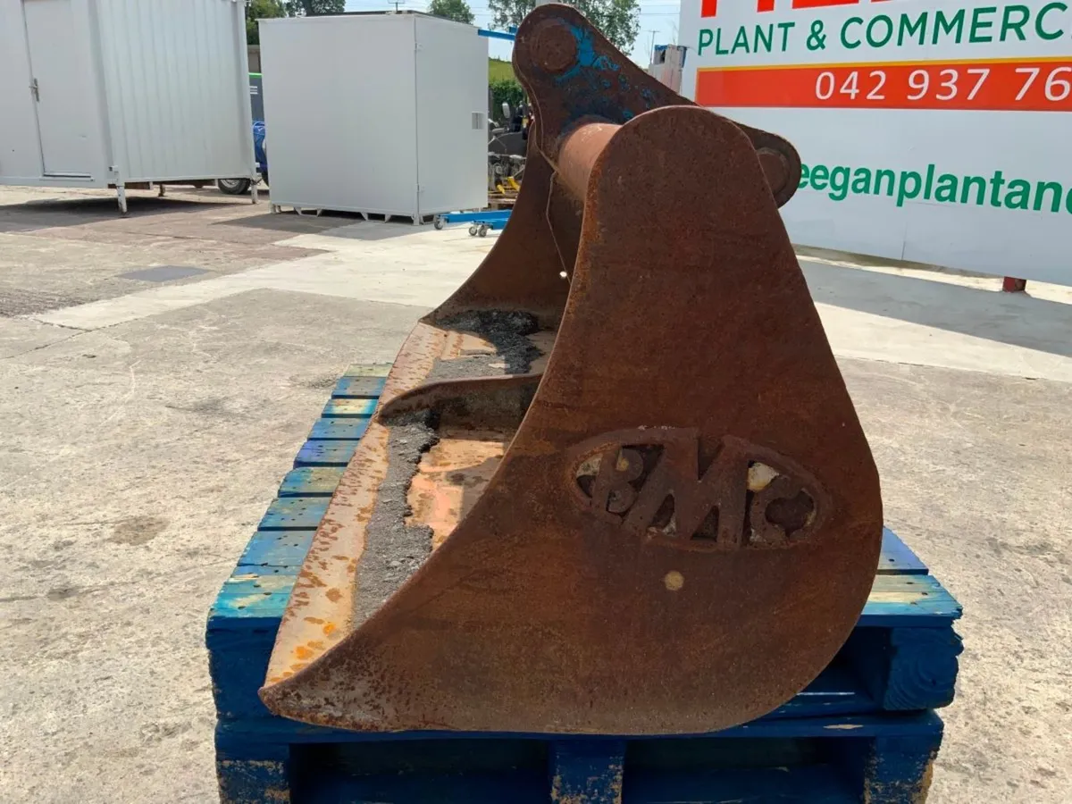 72" BMC GRADING BUCKET........65mm PINS....1275t - Image 4