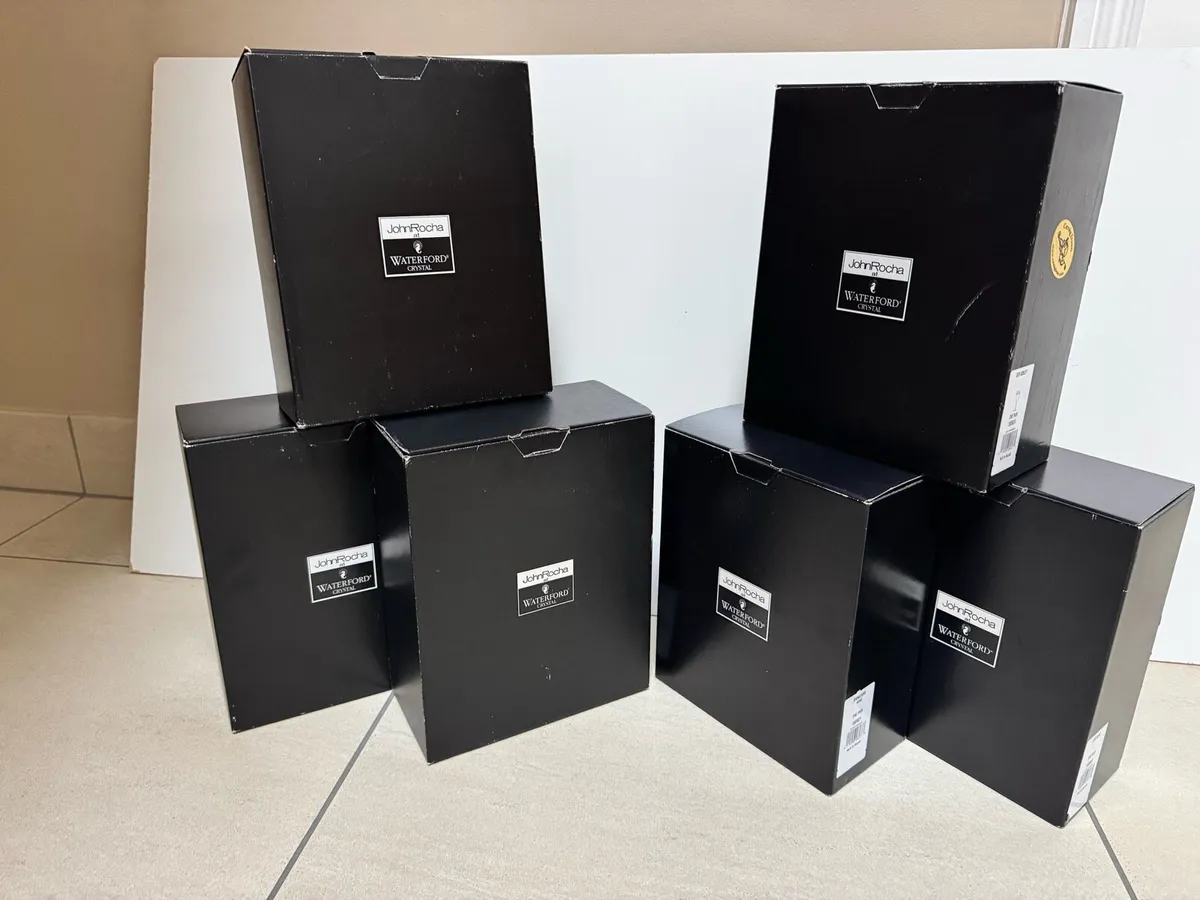12 Stunning never used John Rocha wine glasses - Image 3