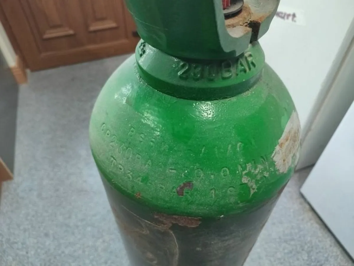 Large Gas Bottle Cylinder - Image 3