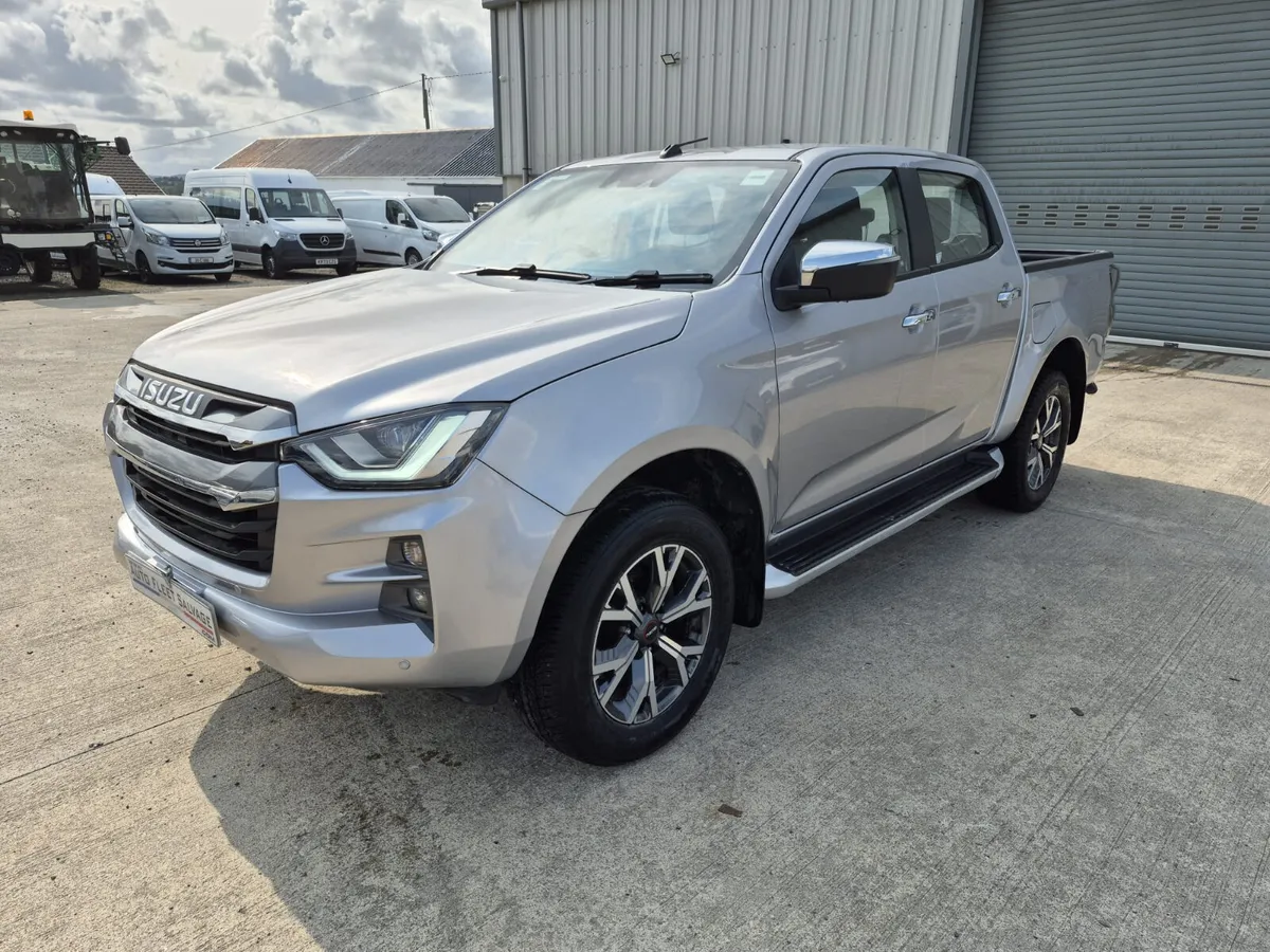 2023 ISUZU D-MAX DL40 AUTO 164 BHP - Image 3