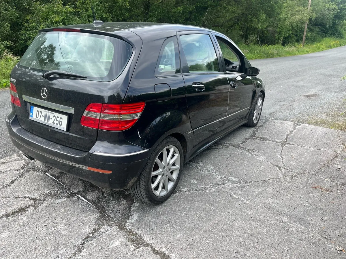 Mercedes b170 - Image 3
