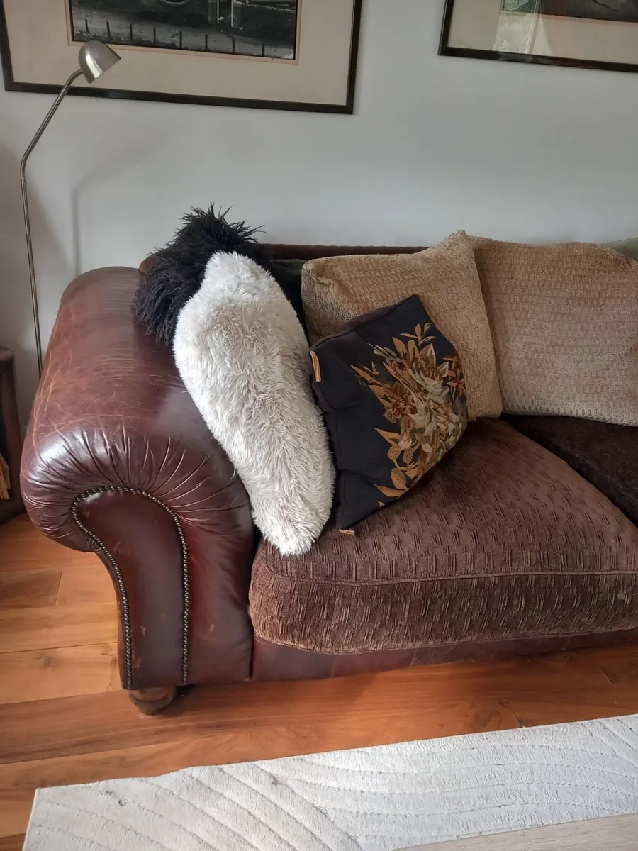 Sofa - Image 3