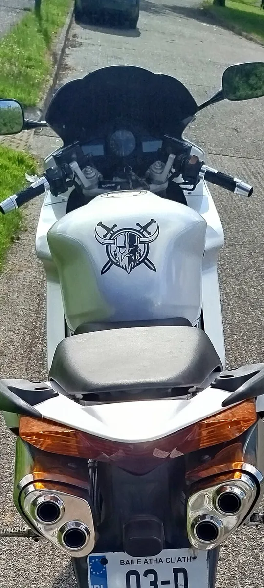 Honda vfr 800 vtec - Image 2