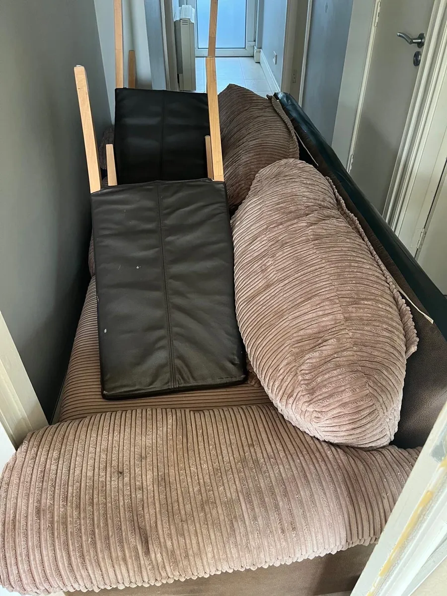 Free household furniture - Image 2