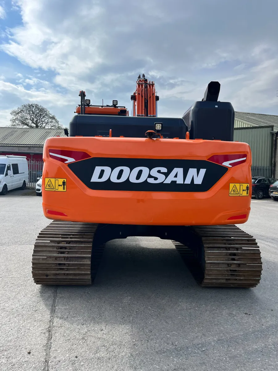 Doosan DX225 -7 - Image 4