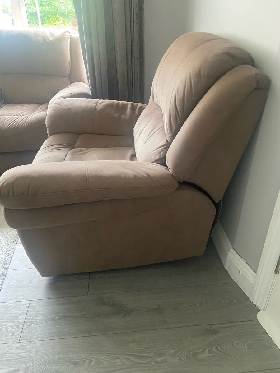 Sofa - Image 3