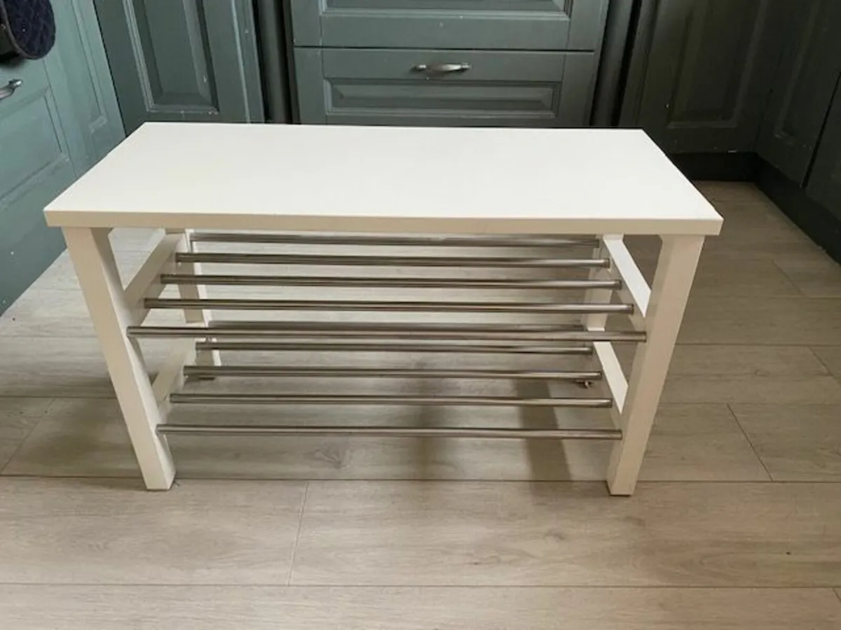 Shoe rack - Image 1