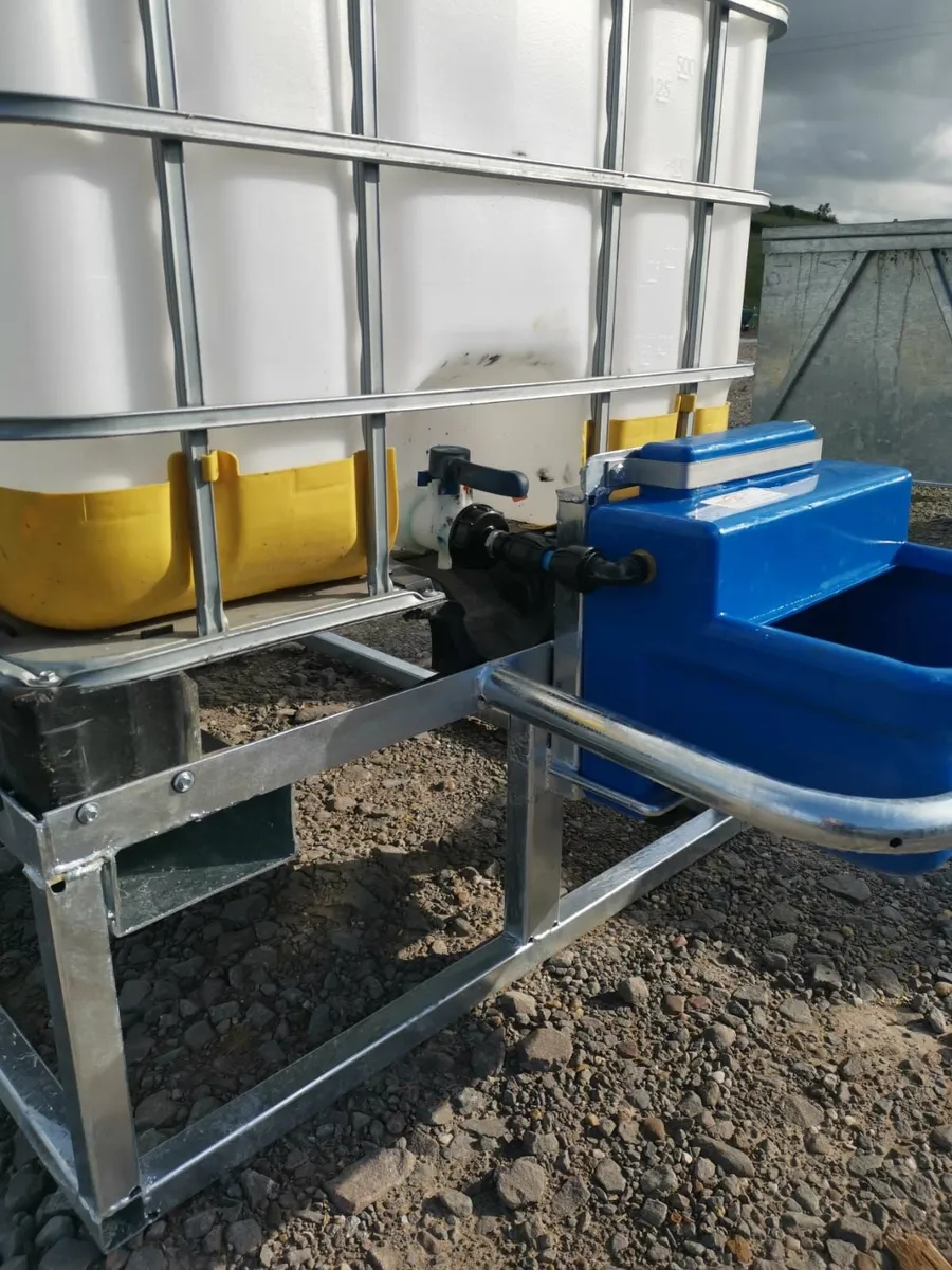 Galvanised Portable Mobile Water Drinkers - Image 4