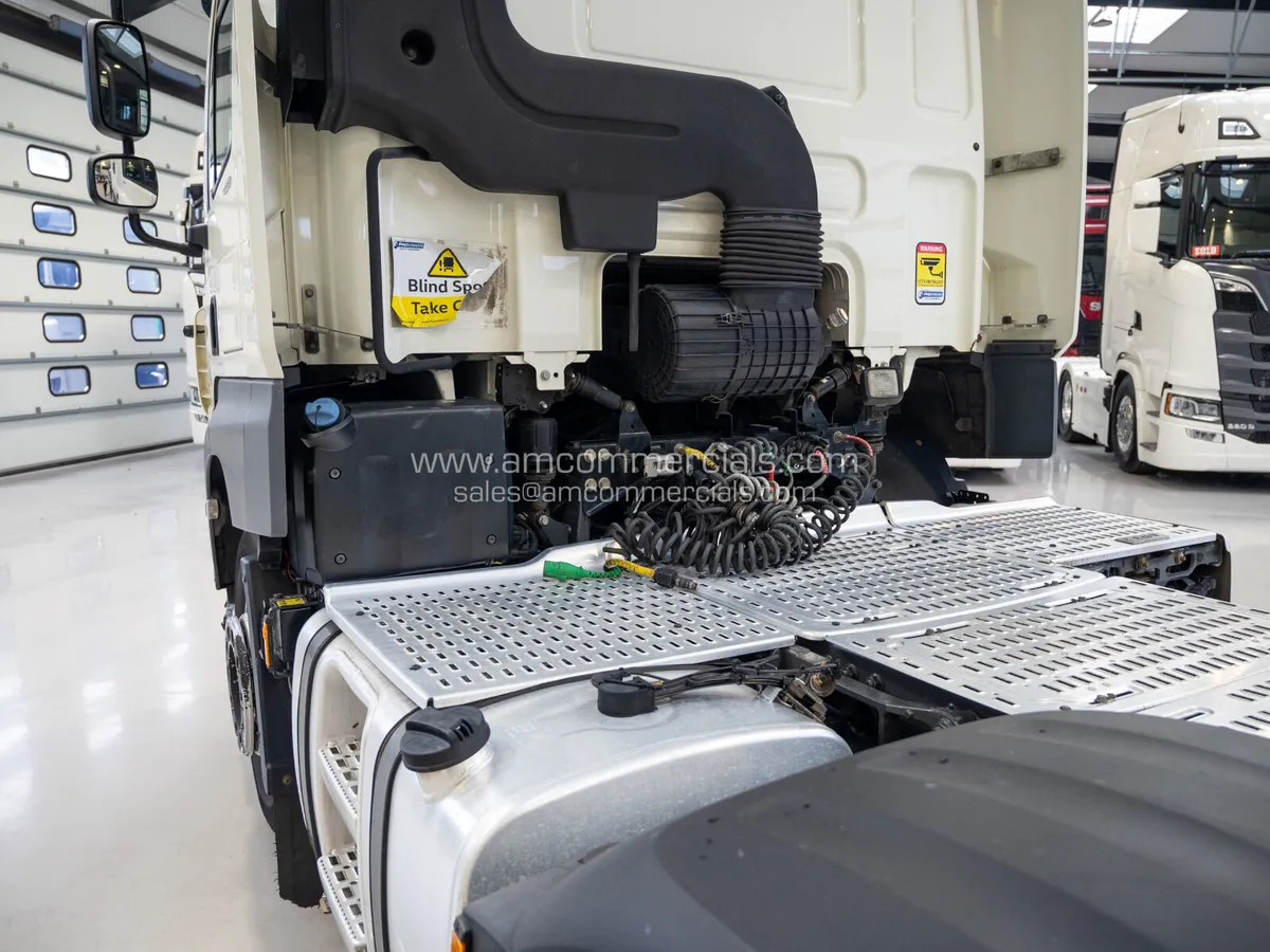 2018 (68) DAF CF 480 6X2 MIDLIFT - Image 4