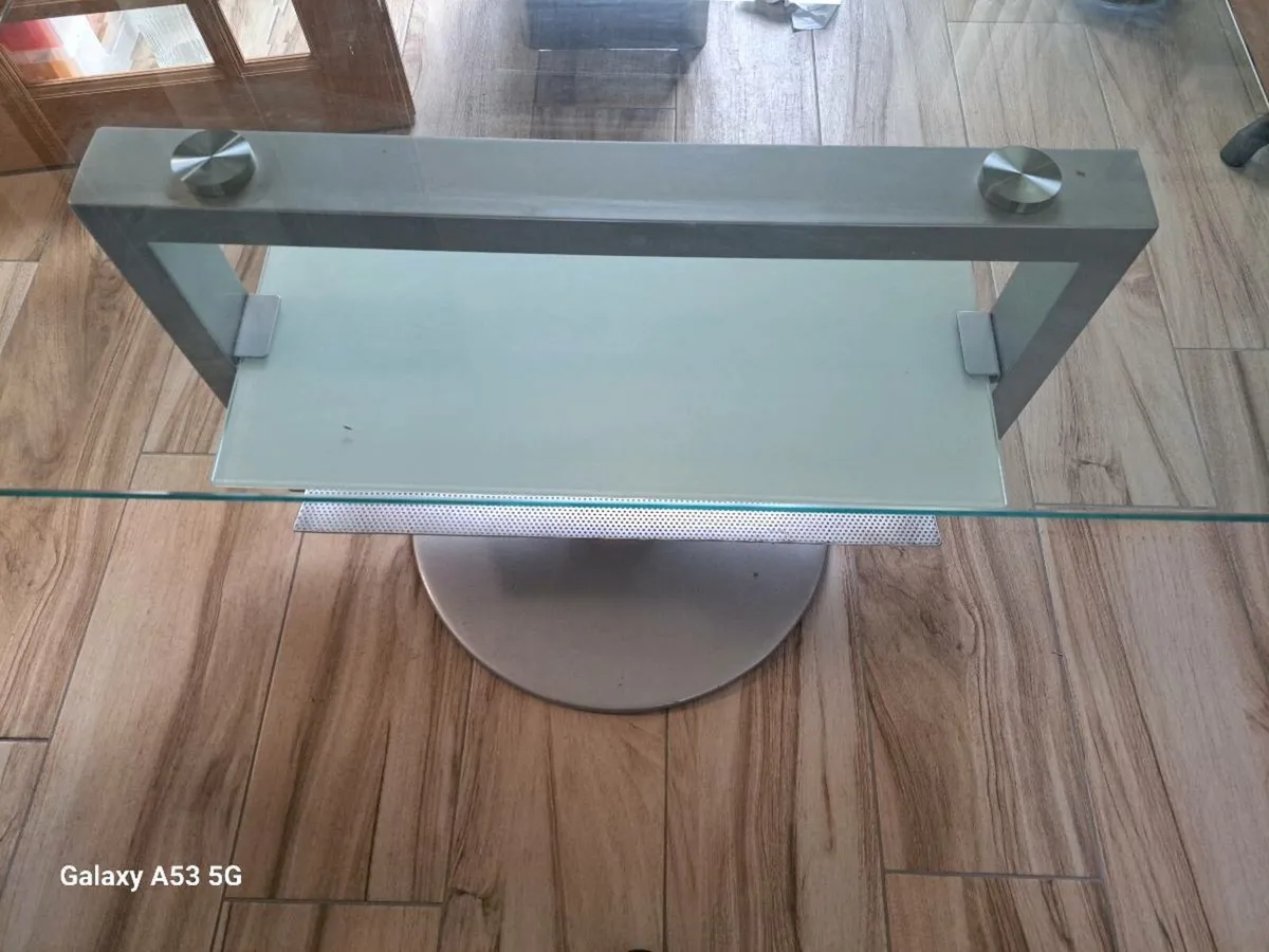 Tv stand - Image 1