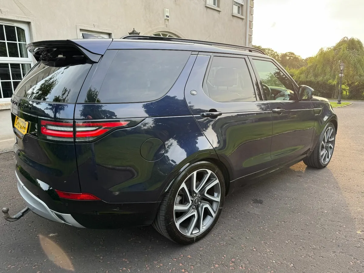 Land Rover Discovery 2013 - Image 2