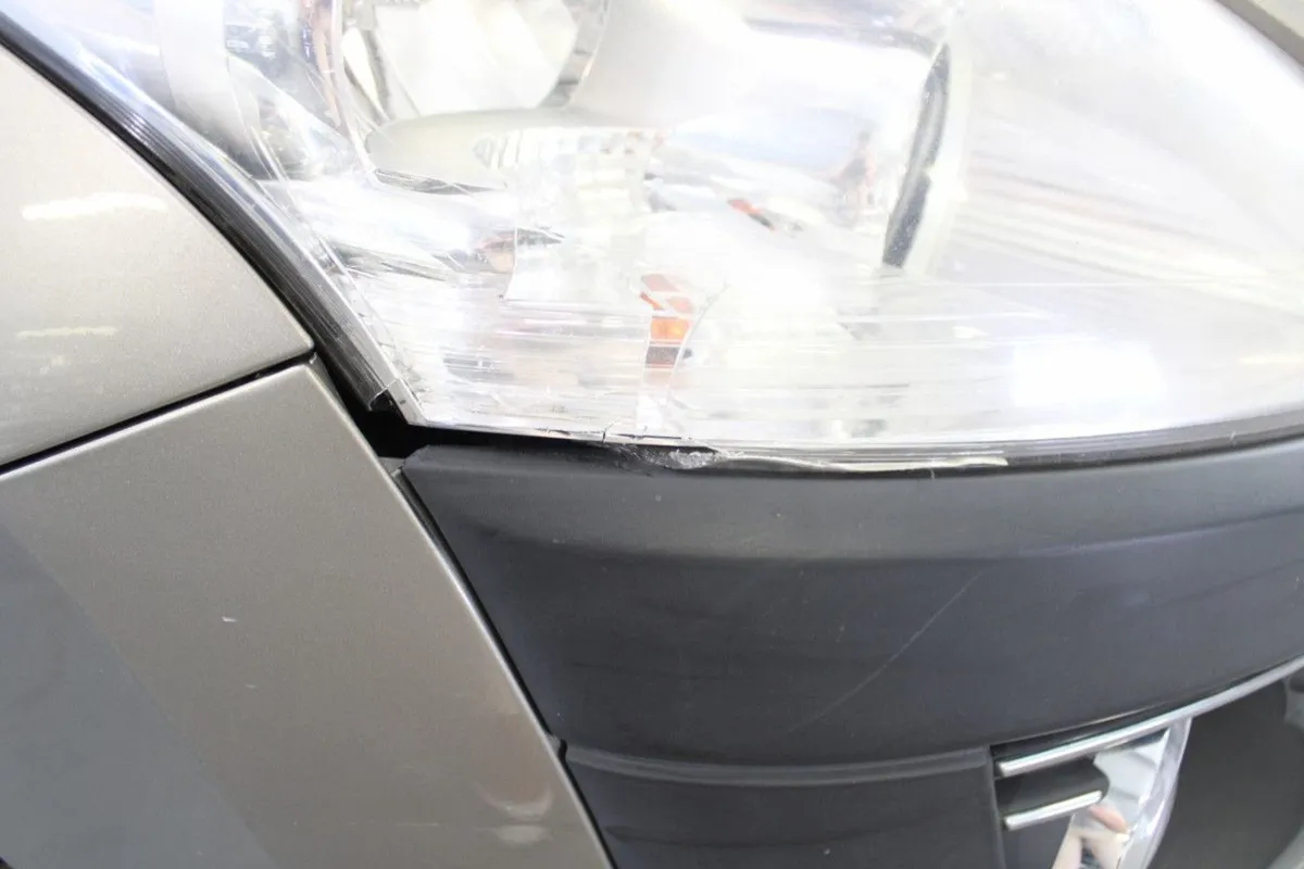 Peugeot 3008 1.6 HDI 112 BHP Active - Image 3
