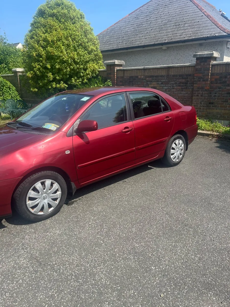 Toyota Corolla 1.4 Terra 2005 - Image 2