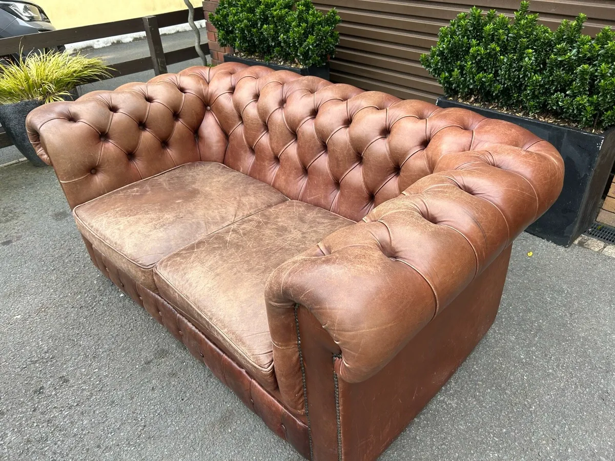 Chesterfield two seater sofa real leather vintage - Image 2