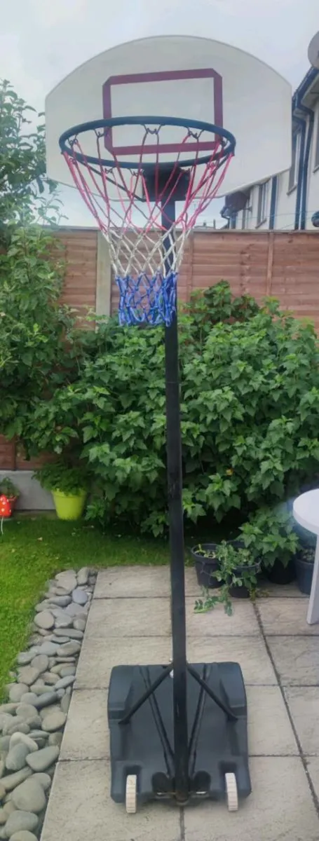 Basketball stand - Image 2