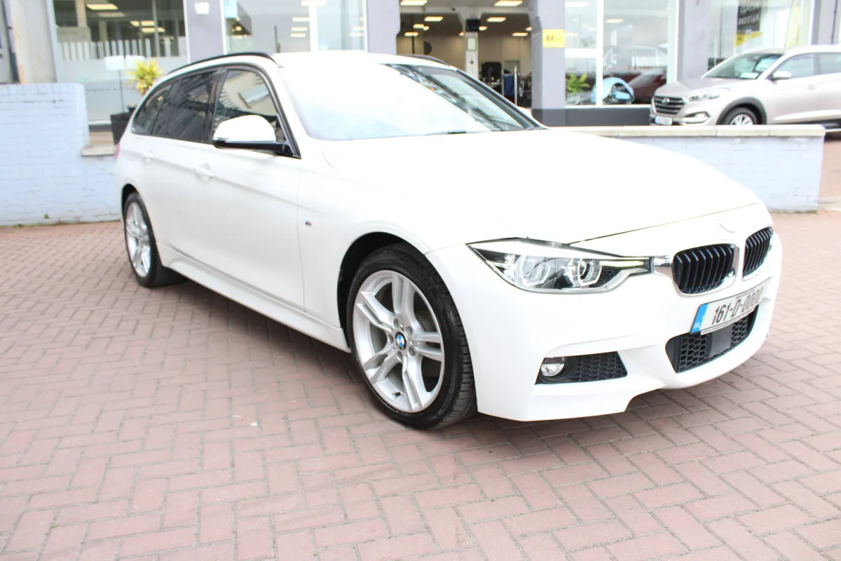 320i X-DRIVE M-SPORT PLUS 5DR ESTATE AUTOMATIC // - Image 1