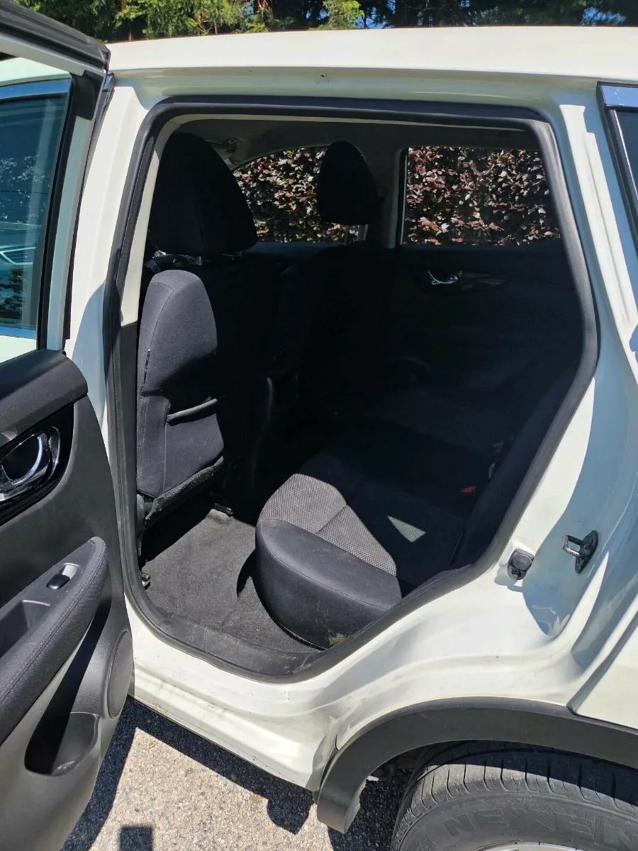Nissan Qashqai - Image 4