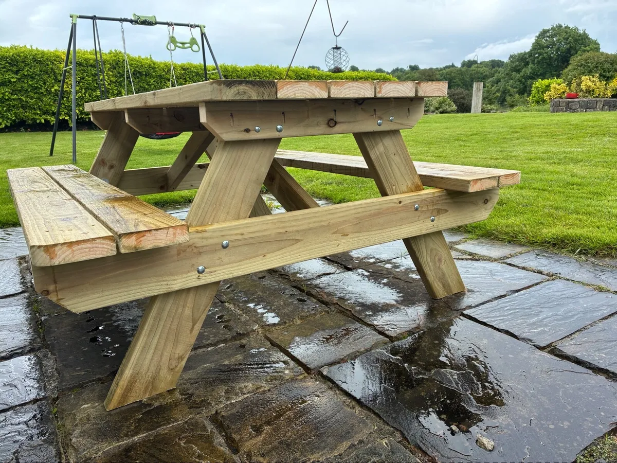 Heavy duty picnic bench - Image 3