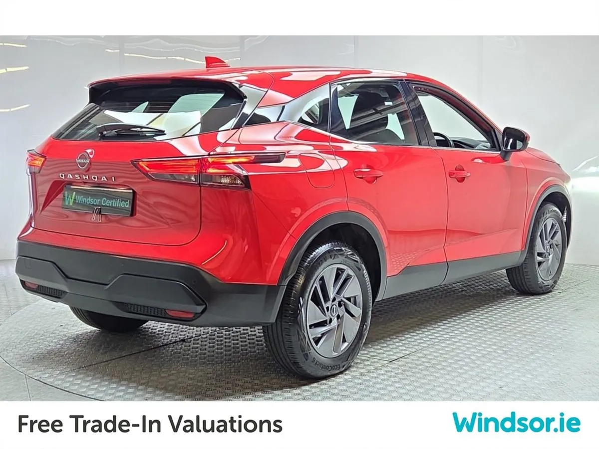 Nissan QASHQAI 1.3 PET Mild Hybrid SV - Image 3