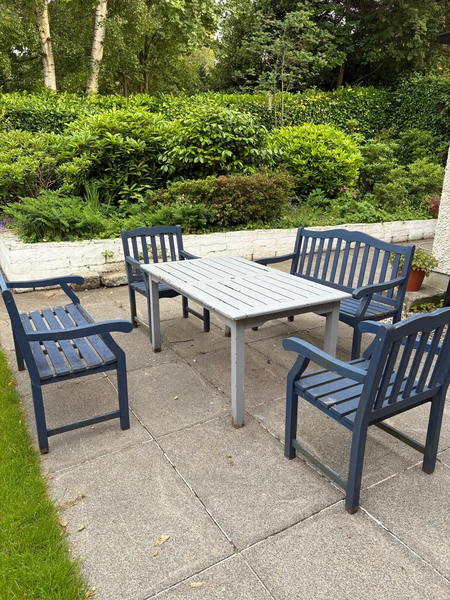 Nice Garden Furniture (8 people) - Image 1