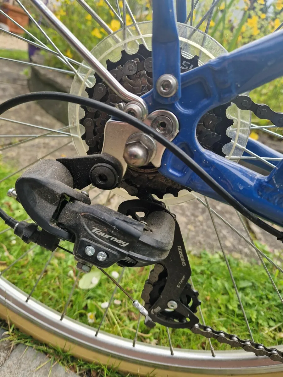 Classic Ladies Pendleton Somersby Bike, Like New - Image 3