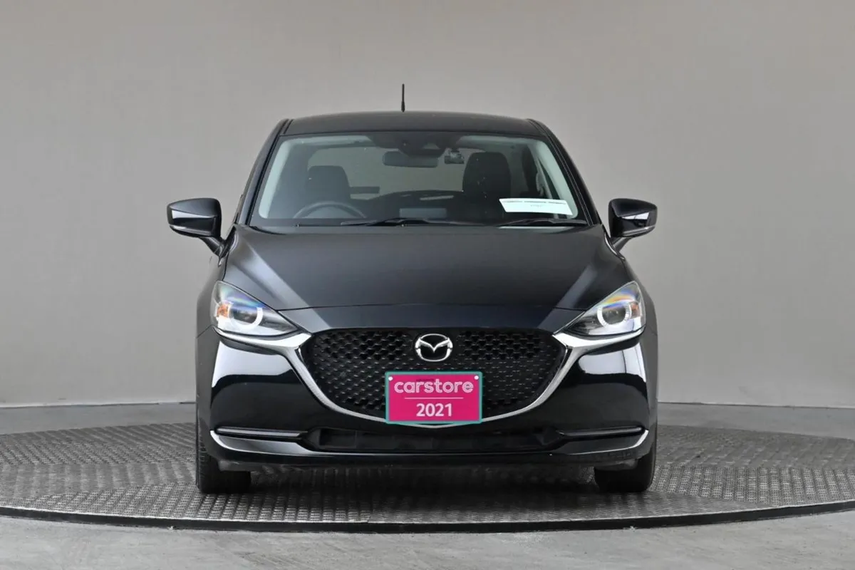 Mazda 2 1.5 Auto Skyactive  revese Cam rear Park - Image 2