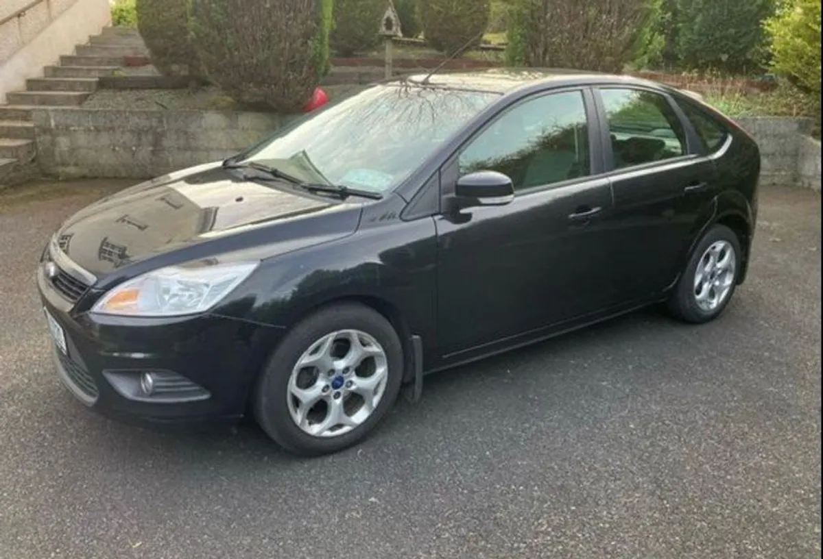 2011 Ford Focus - Image 2