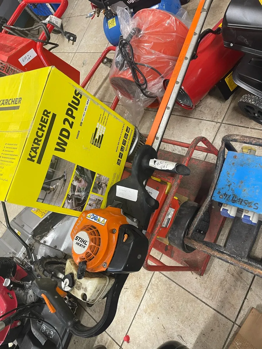 Hedge trimmer - Image 1
