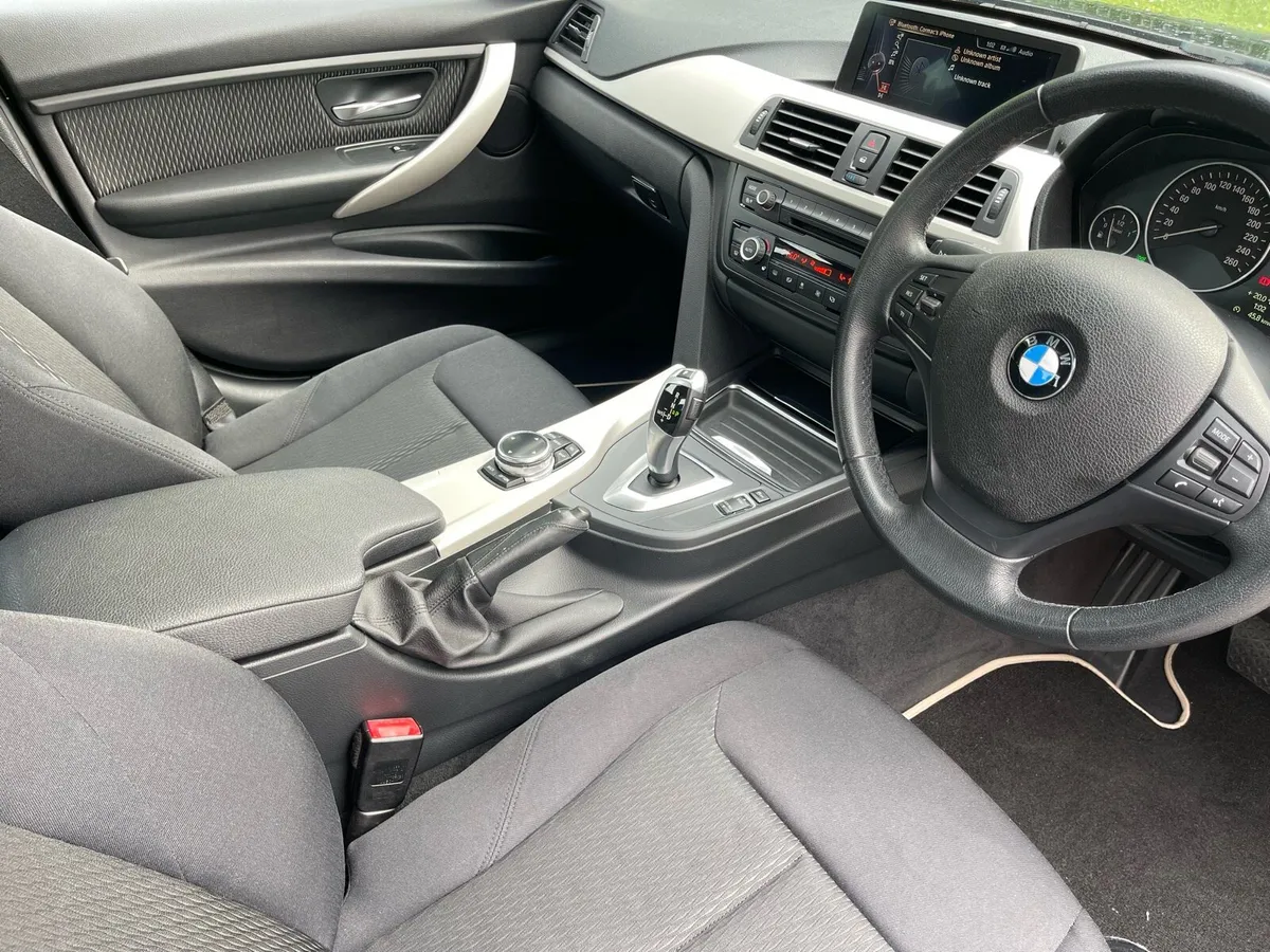 BMW 320D SE Auto - Image 2