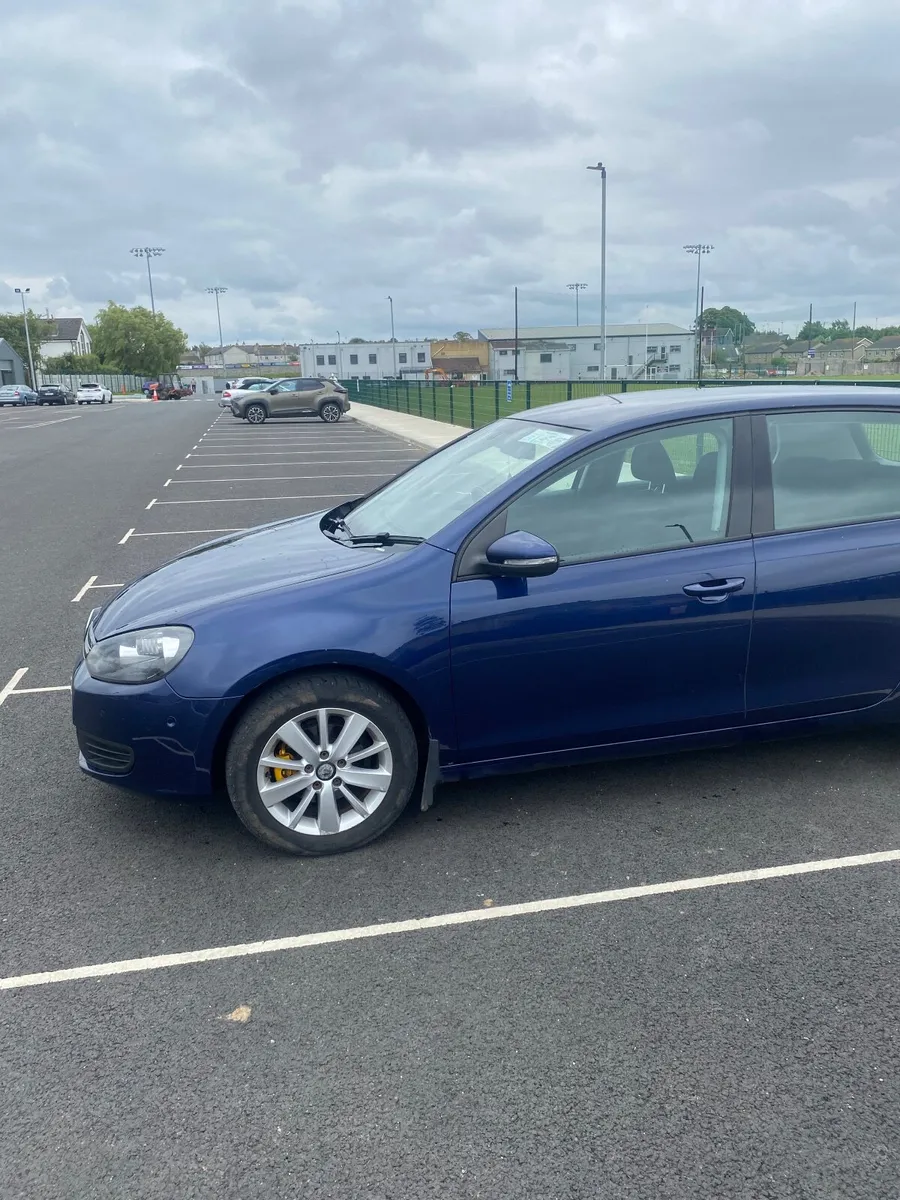 Volkswagen Golf 2011 - Image 4