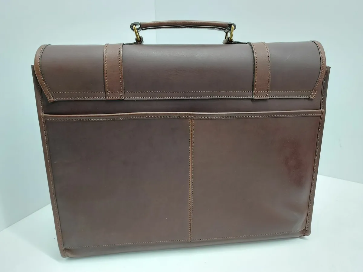 Online Auction Of A Pianote Bookbag & More! - Image 2