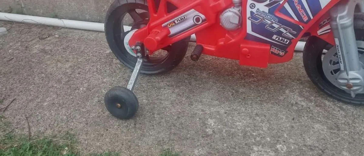 Motorbike  TOY please read description - Image 4