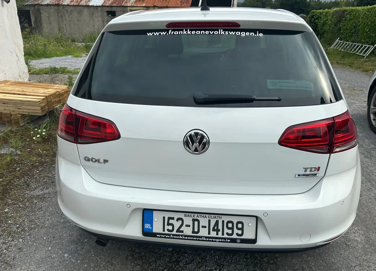 Volkswagen Golf 2015 (152) HIGHLINE 1.6TDI 110BHP - Image 2