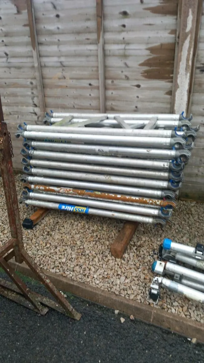 Mi tower scaffold - Image 2