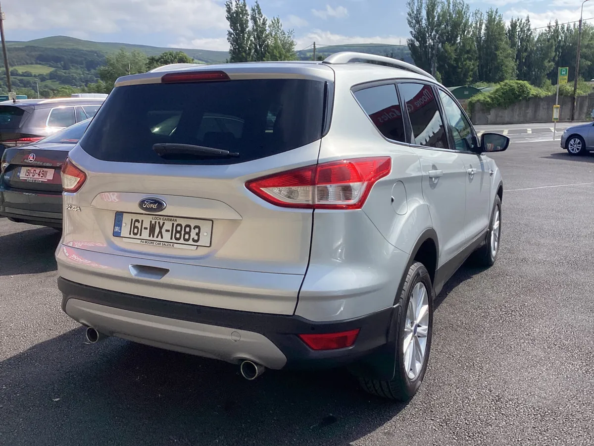 Ford Kuga ** F.S.H * TITANIUM - Image 4