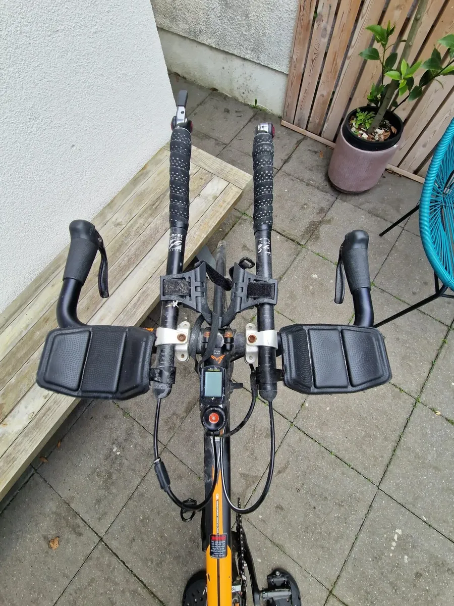 Felt B16 TT Bike - Image 1
