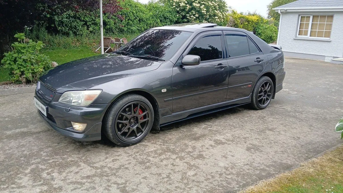 2000 lexus is200 sport - Image 1