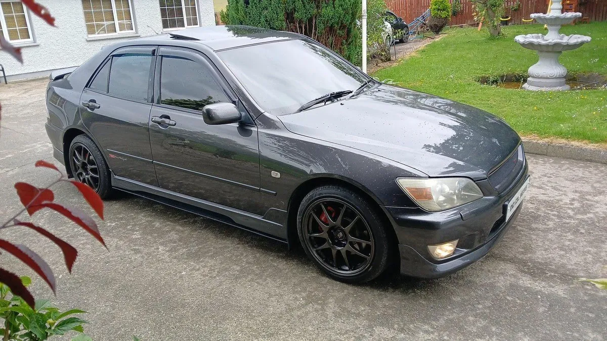 2000 lexus is200 sport - Image 2
