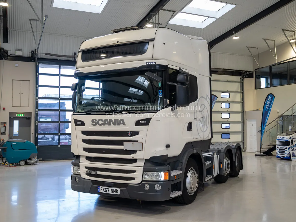 2017 (67) SCANIA R450 TOPLINE 6X2 MIDLIFT - Image 1