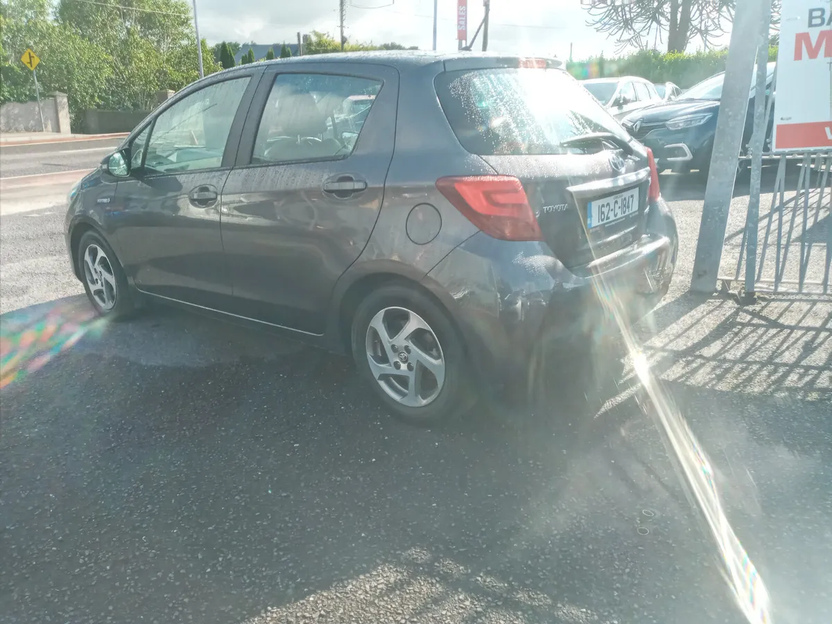 Toyota Yaris 2016 - Image 4