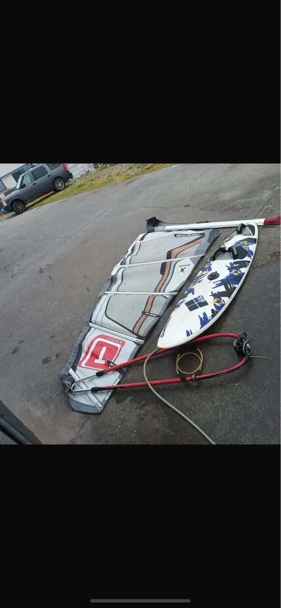 Windsurfing Board and Sail