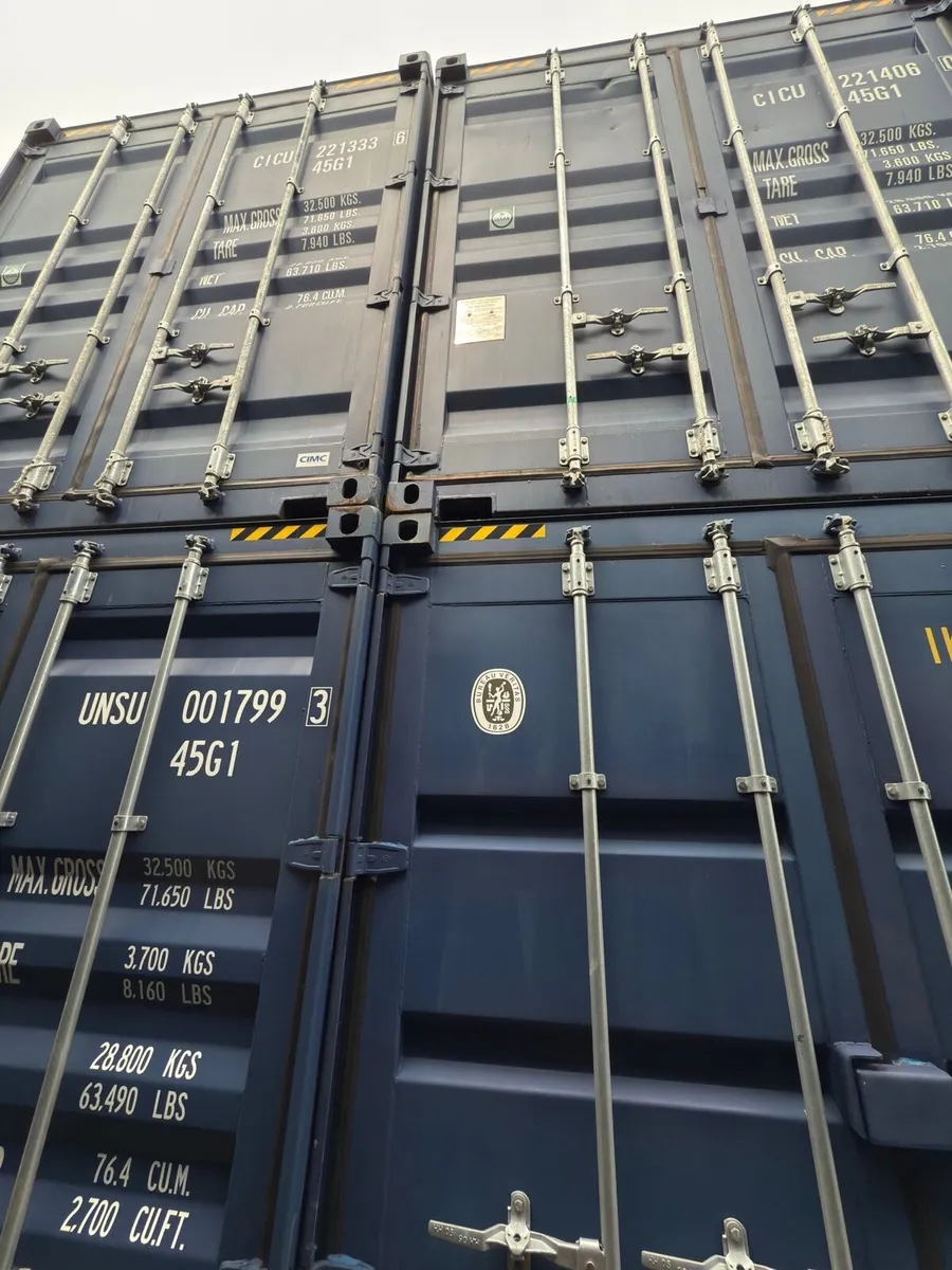 Premium used 40ft shipping containers - Image 3