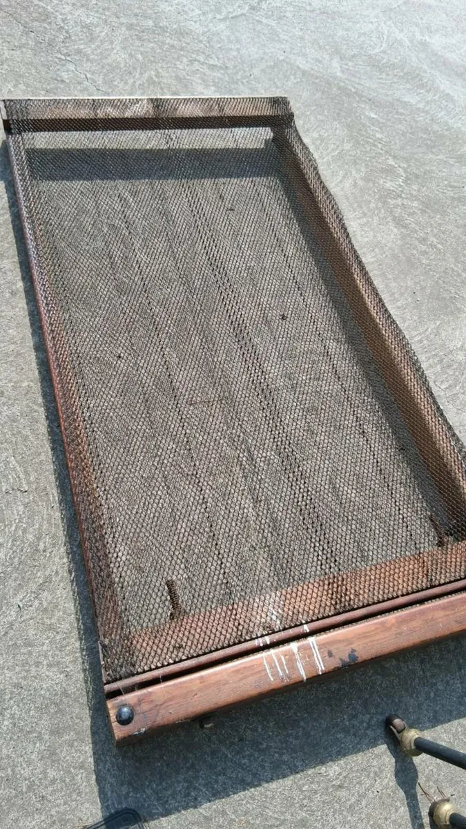 Bed. Victorian 3foot - Image 2