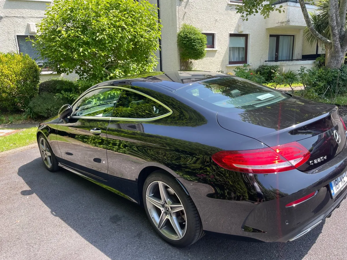 Mercedes-Benz C-Class 2018 - Image 3