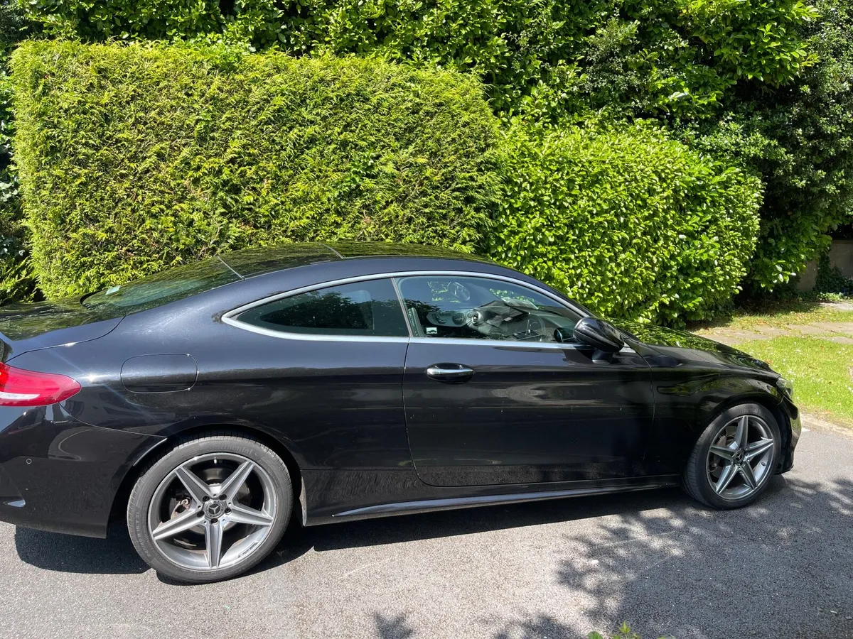 Mercedes-Benz C-Class 2018 - Image 4