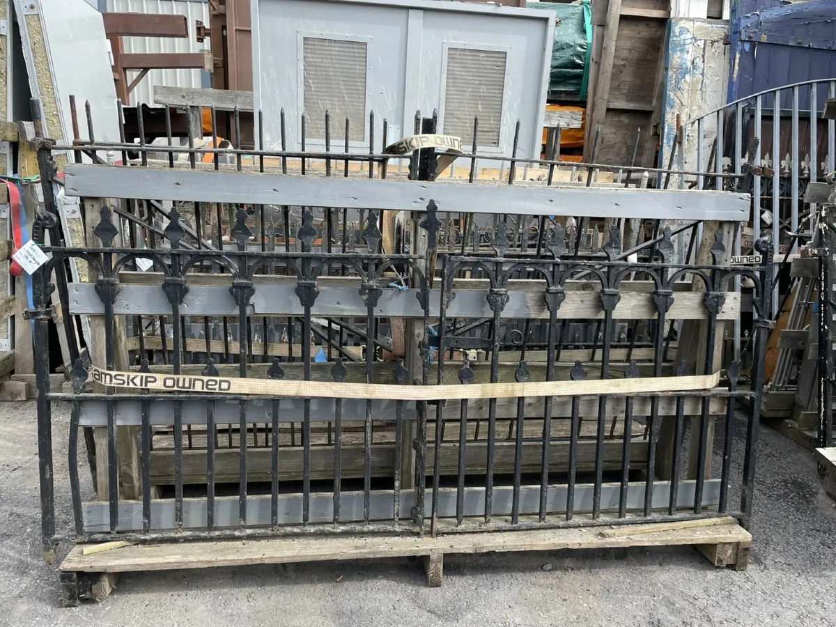Wrought Iron Gates 8Ft - Image 2