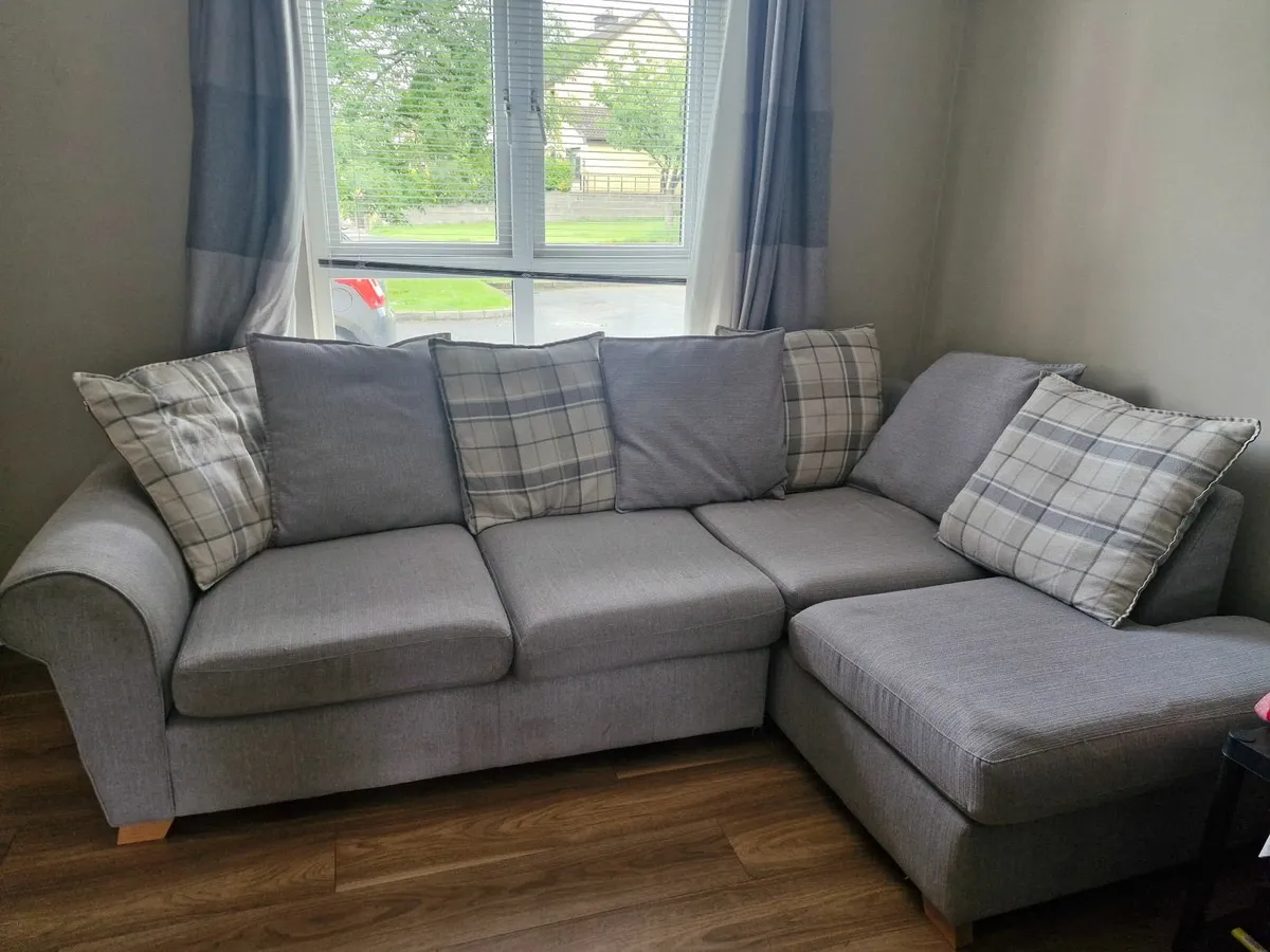 Couch - Image 1
