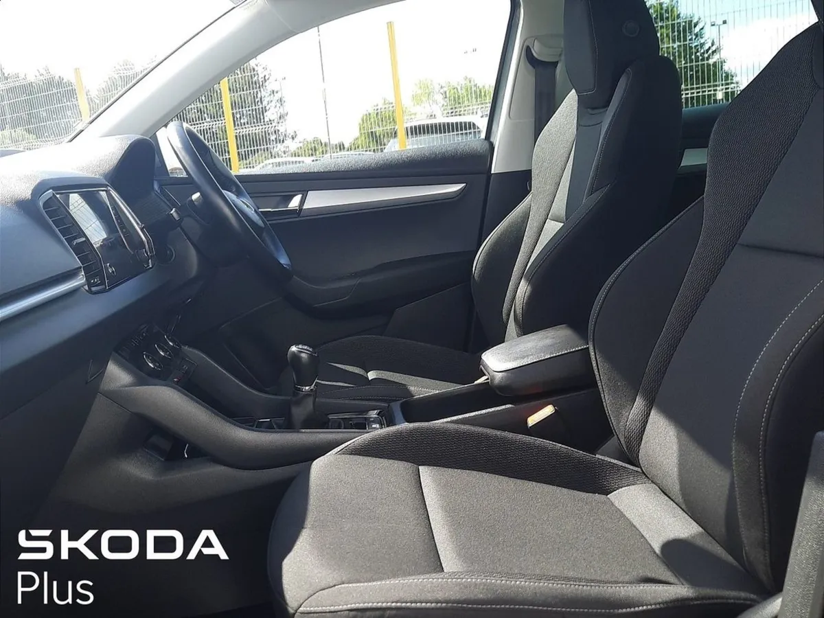 Skoda Karoq  reversing Camera 2.0tdi 115HP - Image 3