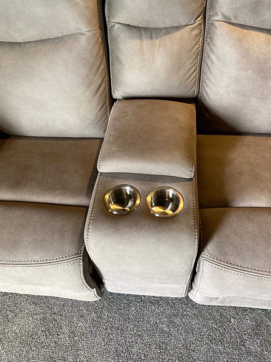 Couch - Image 3